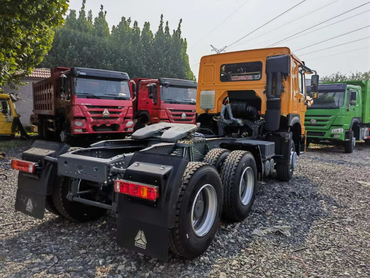 Sinotruk HOWO 371 Tractor - وحدة جر: صورة 5 Sinotruk HOWO 371 Tractor - وحدة جر: صورة 5
