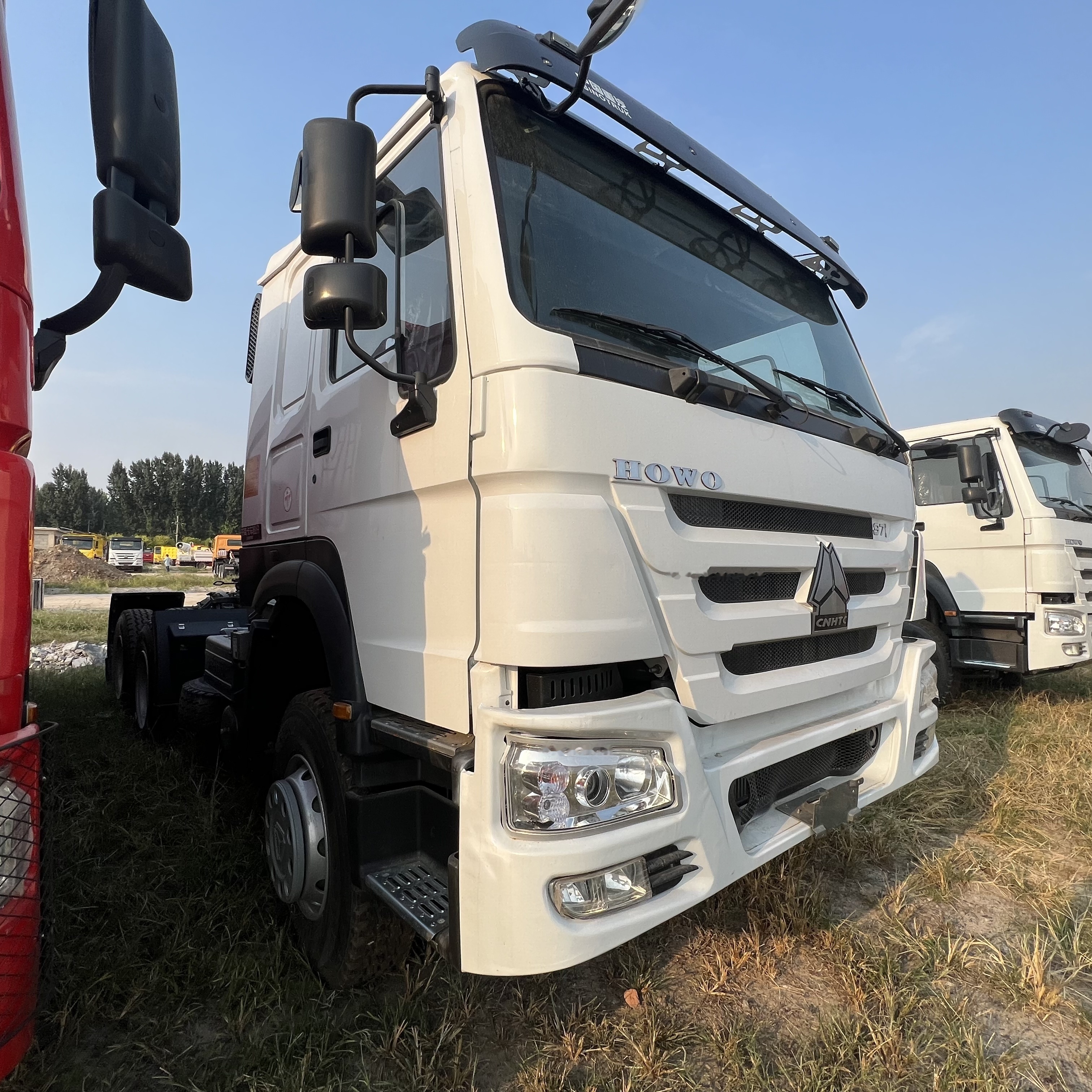 Sinotruk HOWO 371 Tractor - وحدة جر: صورة 2 Sinotruk HOWO 371 Tractor - وحدة جر: صورة 2