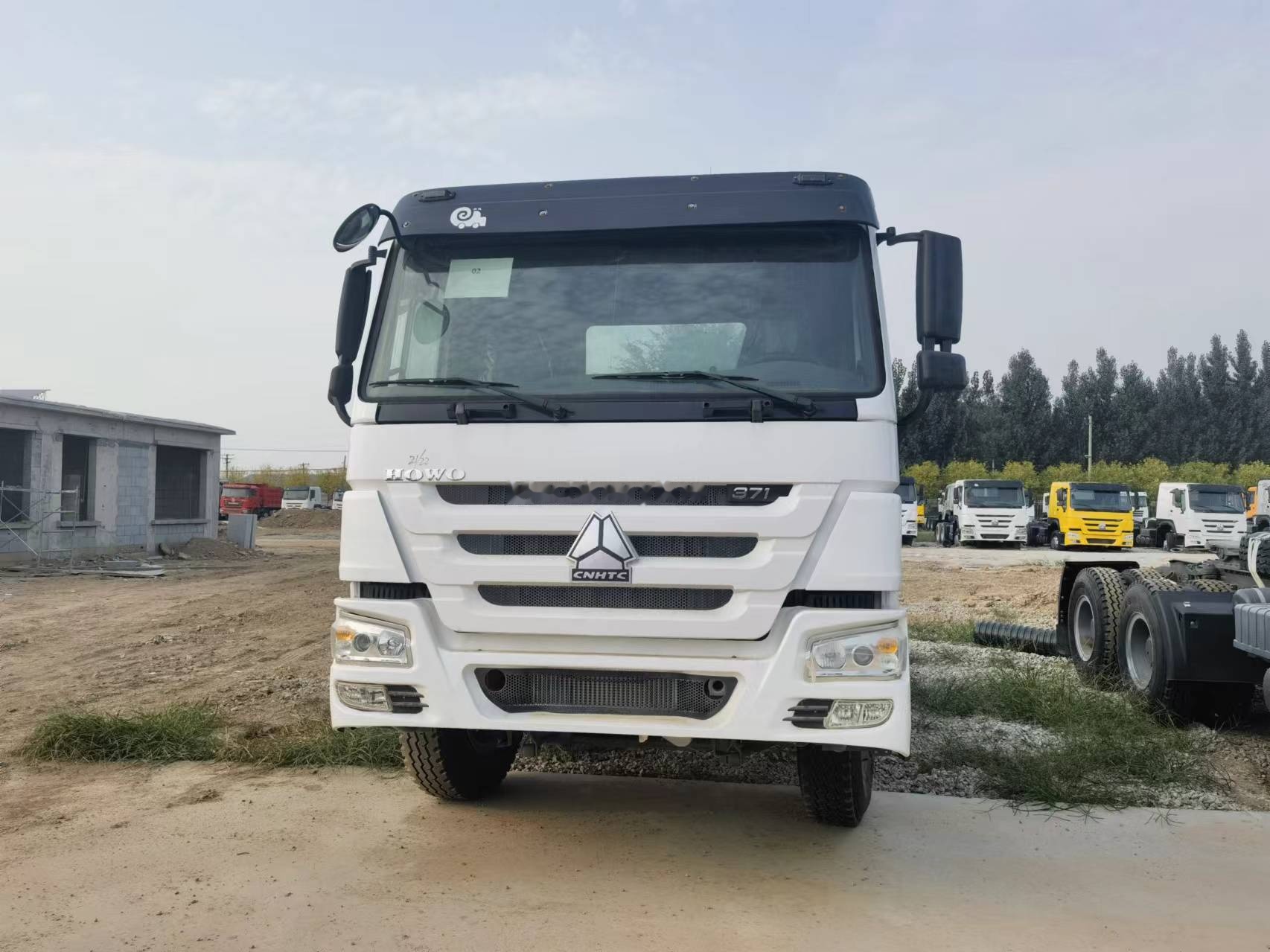 Sinotruk HOWO 371 Tractor - وحدة جر: صورة 2 Sinotruk HOWO 371 Tractor - وحدة جر: صورة 2
