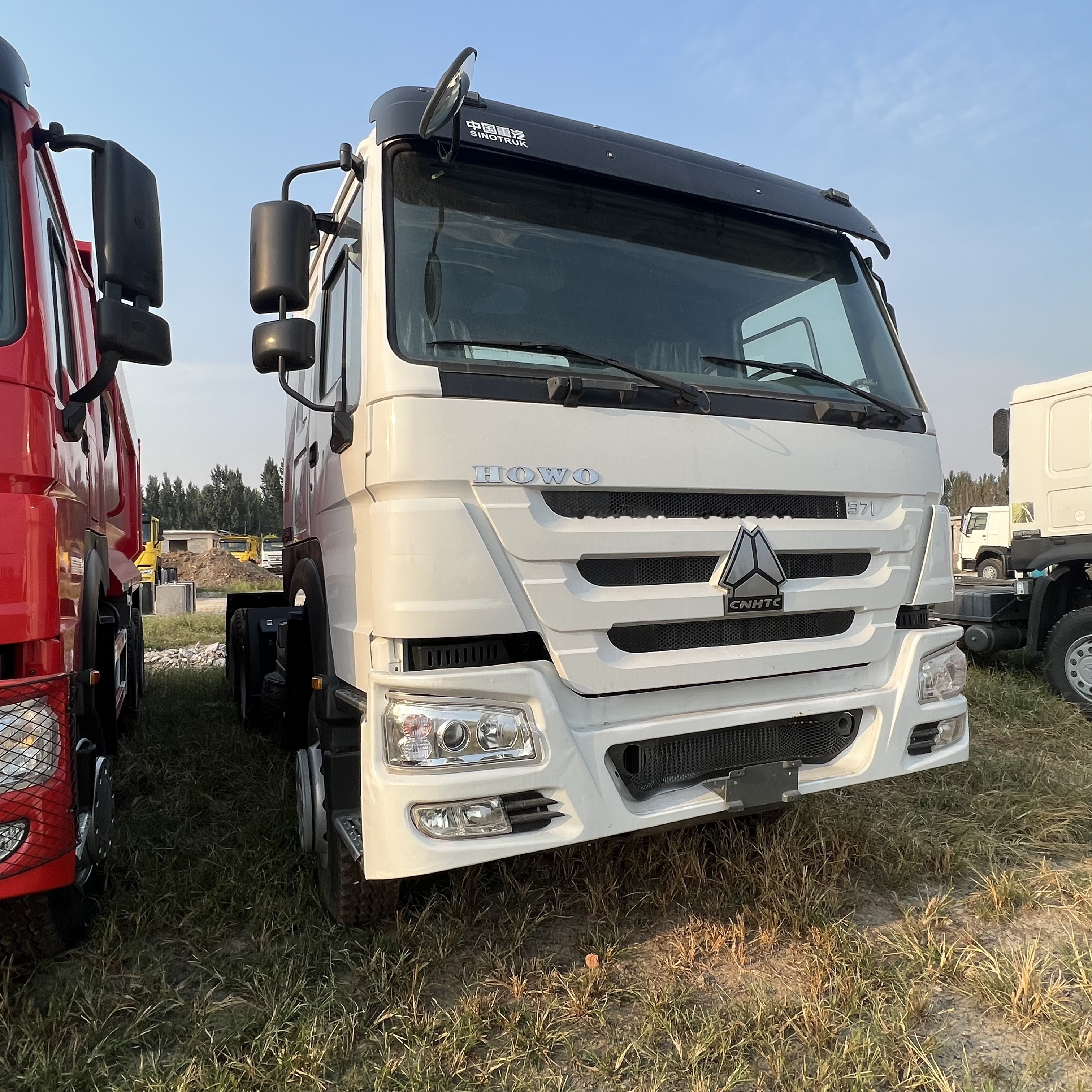 Sinotruk HOWO 371 Tractor - وحدة جر: صورة 4 Sinotruk HOWO 371 Tractor - وحدة جر: صورة 4