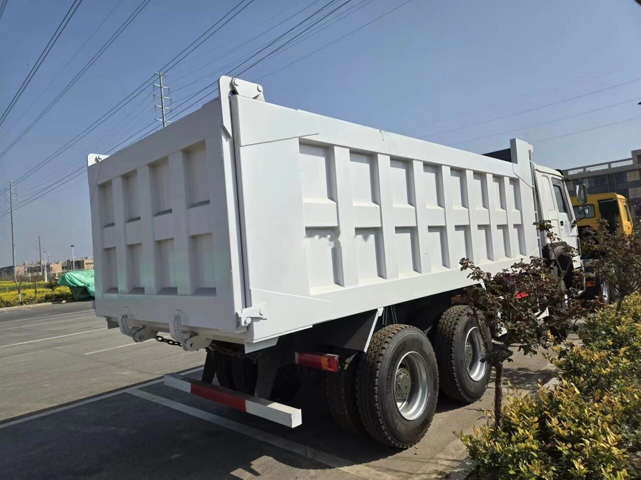 Sinotruk HOWO 6*4 Dump truck - شاحنة قلاب: صورة 3 Sinotruk HOWO 6*4 Dump truck - شاحنة قلاب: صورة 3