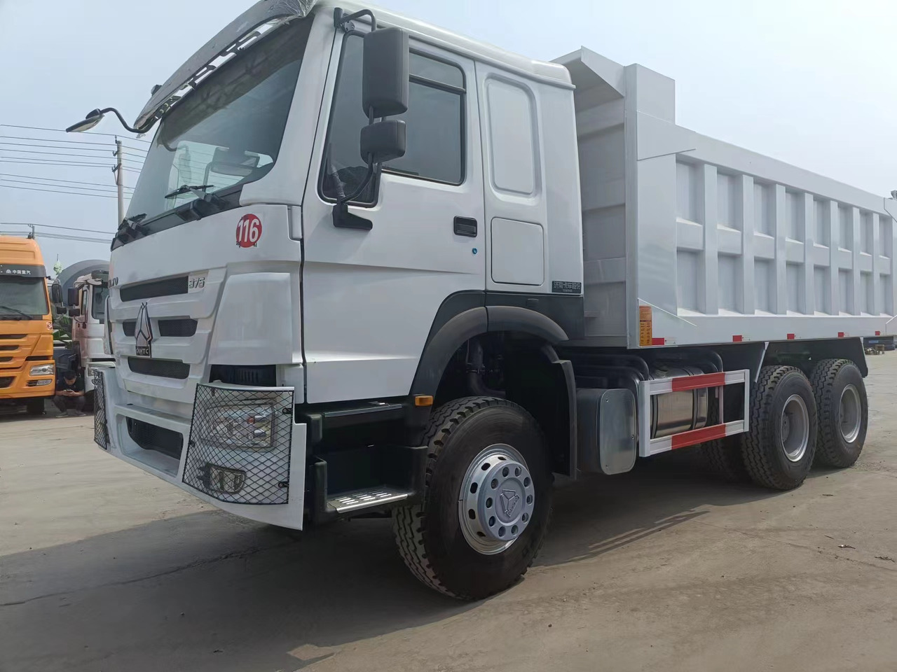 Sinotruk HOWO 6*4 Dump truck - شاحنة قلاب: صورة 5 Sinotruk HOWO 6*4 Dump truck - شاحنة قلاب: صورة 5