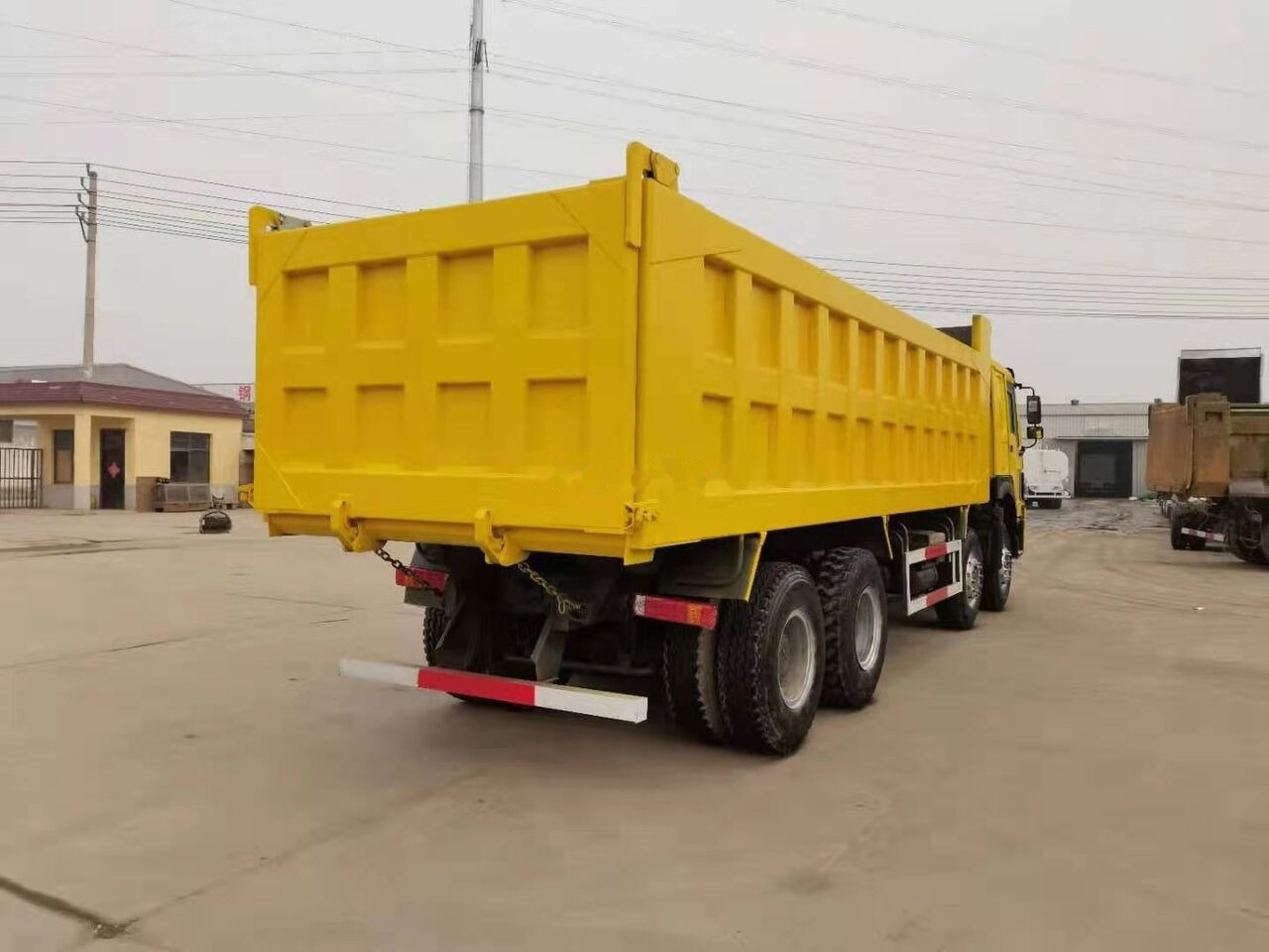 Sinotruk HOWO 8*4 Dump truck - شاحنة قلاب: صورة 5 Sinotruk HOWO 8*4 Dump truck - شاحنة قلاب: صورة 5