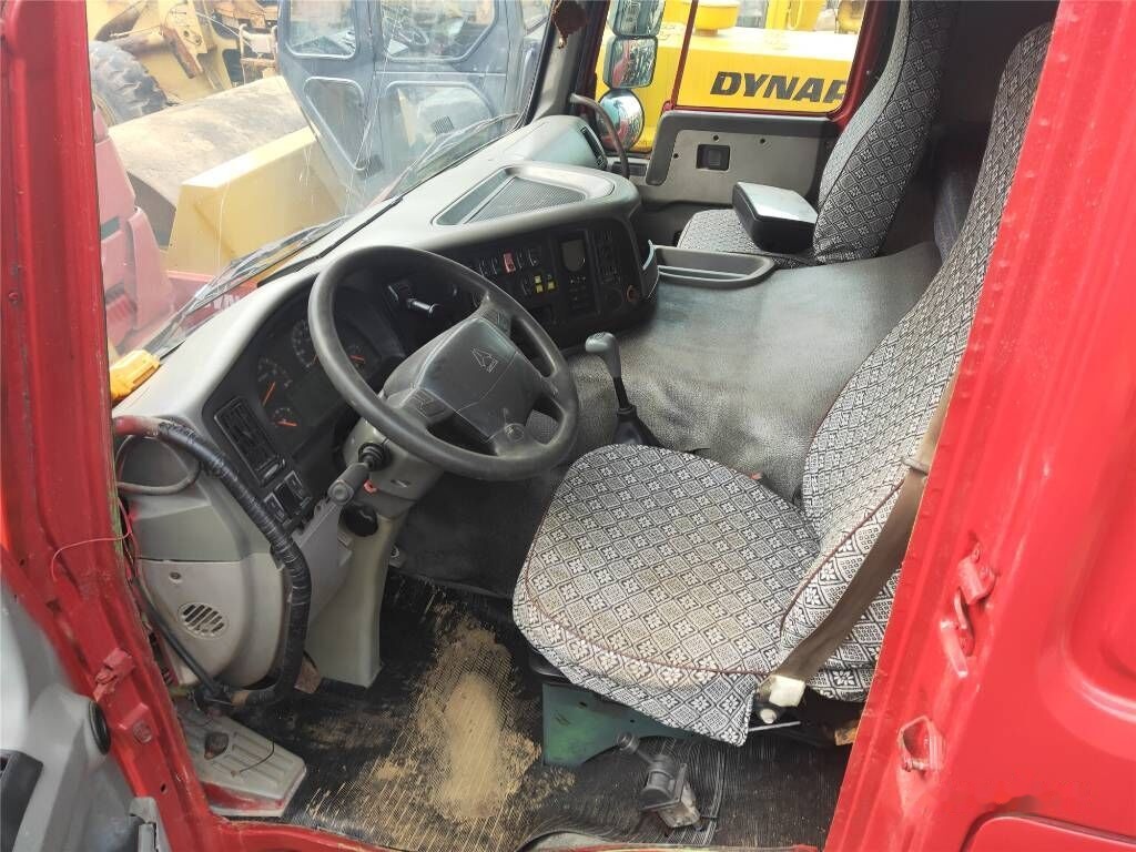 Sinotruk HOWO 8*4 Dump truck - شاحنة قلاب: صورة 5 Sinotruk HOWO 8*4 Dump truck - شاحنة قلاب: صورة 5