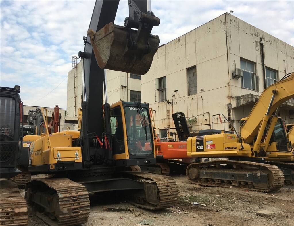 Volvo EC 240 B LC - حفار زحاف: صورة 4 Volvo EC 240 B LC - حفار زحاف: صورة 4