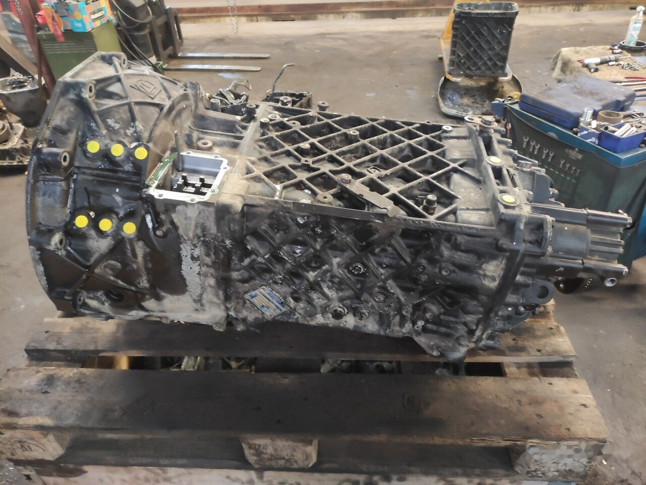 MAN ZF 16S2520TO MAN TGA, TGX, TGS truck - صندوق التروس - شاحنة: صورة 1 MAN ZF 16S2520TO MAN TGA, TGX, TGS truck - صندوق التروس - شاحنة: صورة 1