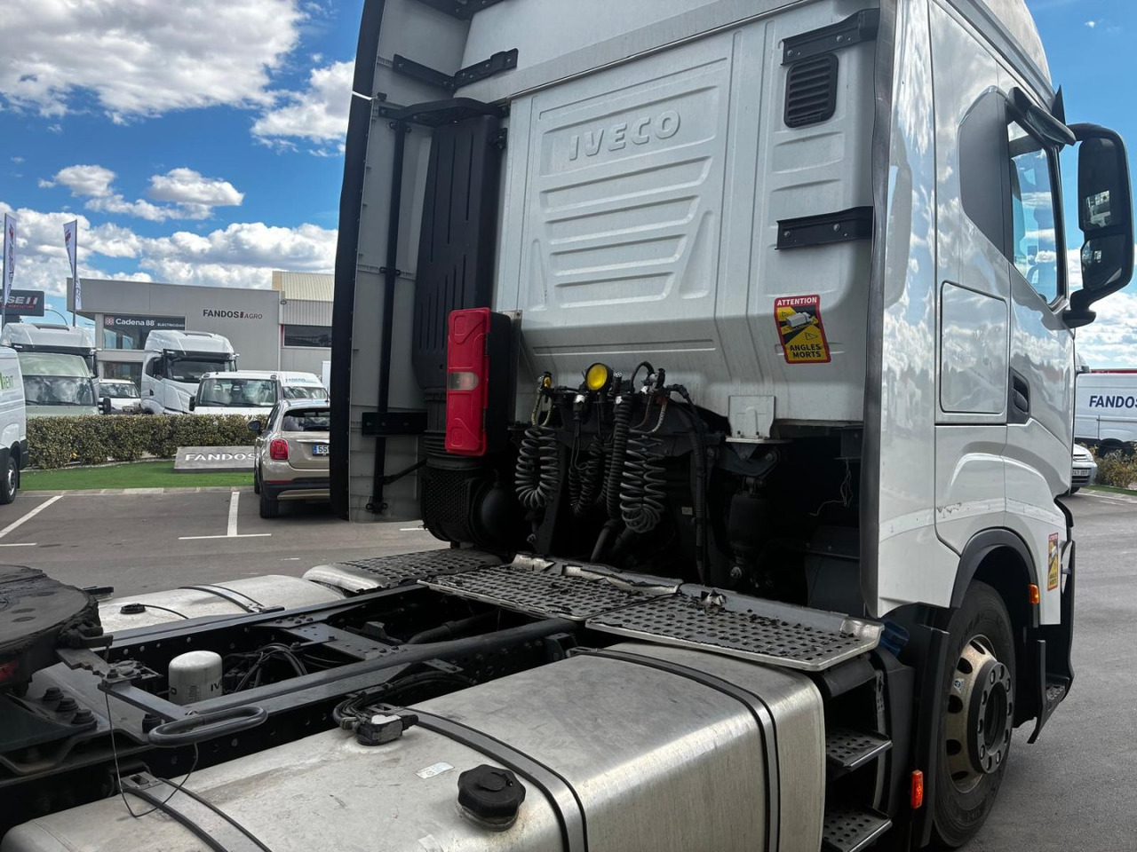 Cabeza Tractora IVECO 460 AUTOMATICO INTARDER ADR - وحدة جر: صورة 5 Cabeza Tractora IVECO 460 AUTOMATICO INTARDER ADR - وحدة جر: صورة 5