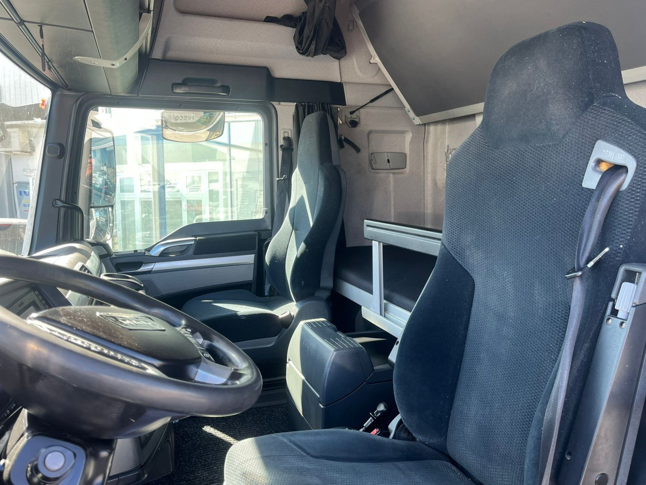 Cabeza Tractora MAN TGX 18.480 INTARDER - وحدة جر: صورة 5 Cabeza Tractora MAN TGX 18.480 INTARDER - وحدة جر: صورة 5