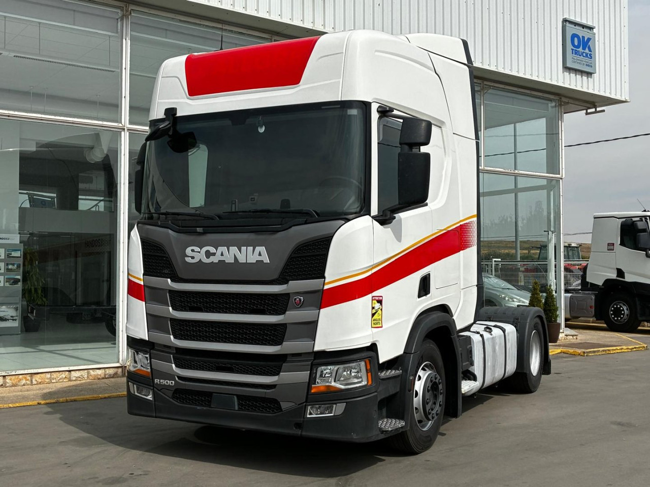 Cabeza Tractora Scania R500 AUTOMATICO-INTARDER - وحدة جر: صورة 1 Cabeza Tractora Scania R500 AUTOMATICO-INTARDER - وحدة جر: صورة 1