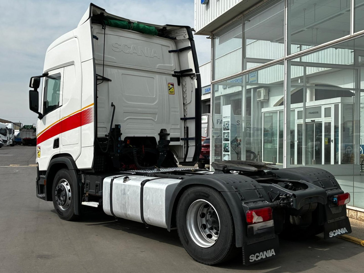 Cabeza Tractora Scania R500 AUTOMATICO-INTARDER - وحدة جر: صورة 4 Cabeza Tractora Scania R500 AUTOMATICO-INTARDER - وحدة جر: صورة 4