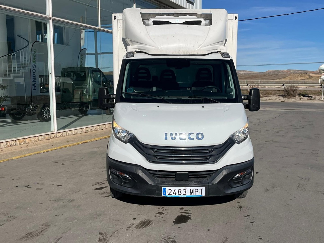 Frigorífico IVECO 35C16 3.0 FRIGORIFICA - شاحنة مُبرّدة للتوصيل: صورة 2 Frigorífico IVECO 35C16 3.0 FRIGORIFICA - شاحنة مُبرّدة للتوصيل: صورة 2