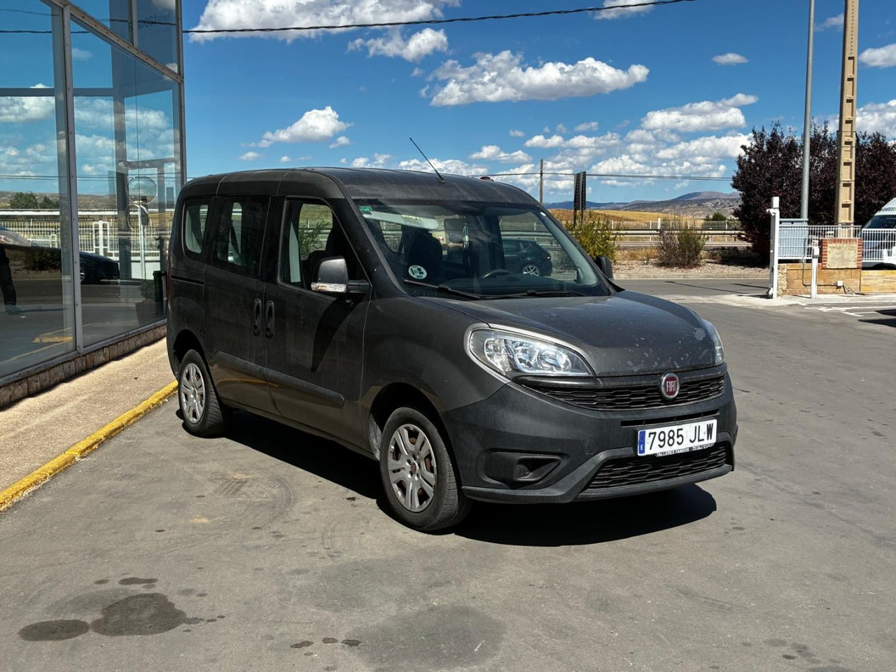 Furgón Fiat Dobló 5 plazas - فان: صورة 3 Furgón Fiat Dobló 5 plazas - فان: صورة 3