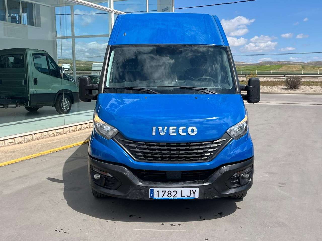 Furgón IVECO 35S16 16m3 - فان: صورة 2 Furgón IVECO 35S16 16m3 - فان: صورة 2