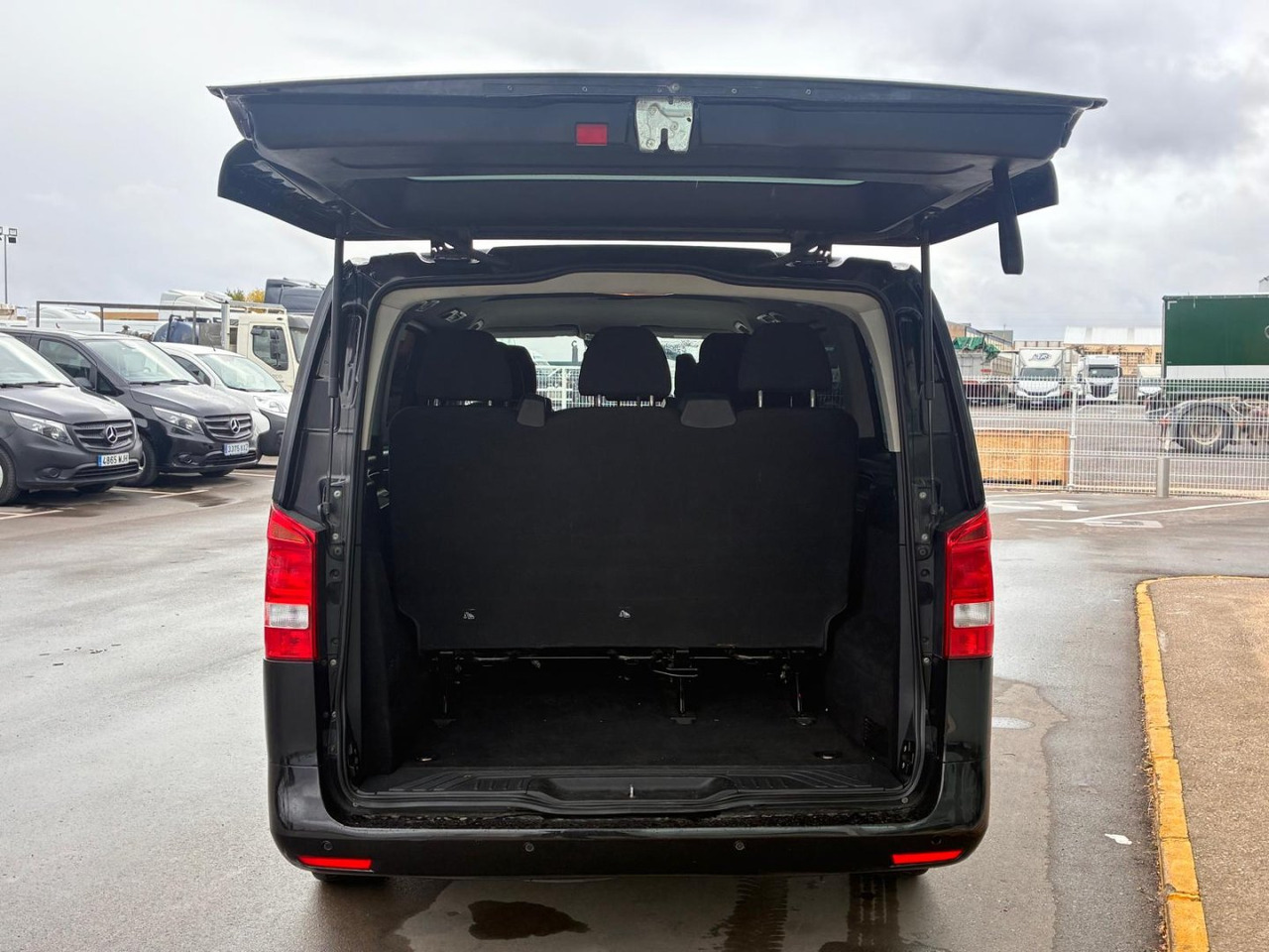 Furgón Mercedes Vito Tourer Pro 115 dci automática. - فان: صورة 5 Furgón Mercedes Vito Tourer Pro 115 dci automática. - فان: صورة 5