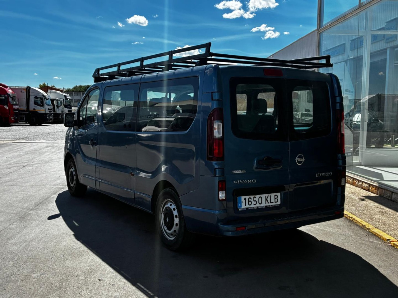Furgón Opel Vivaro 9 Plazas - فان: صورة 4 Furgón Opel Vivaro 9 Plazas - فان: صورة 4