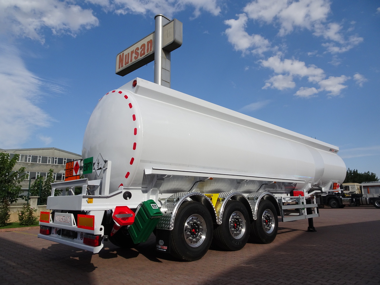 NURSAN Aluminium Tanker - نصف مقطورة صهريج: صورة 1 NURSAN Aluminium Tanker - نصف مقطورة صهريج: صورة 1