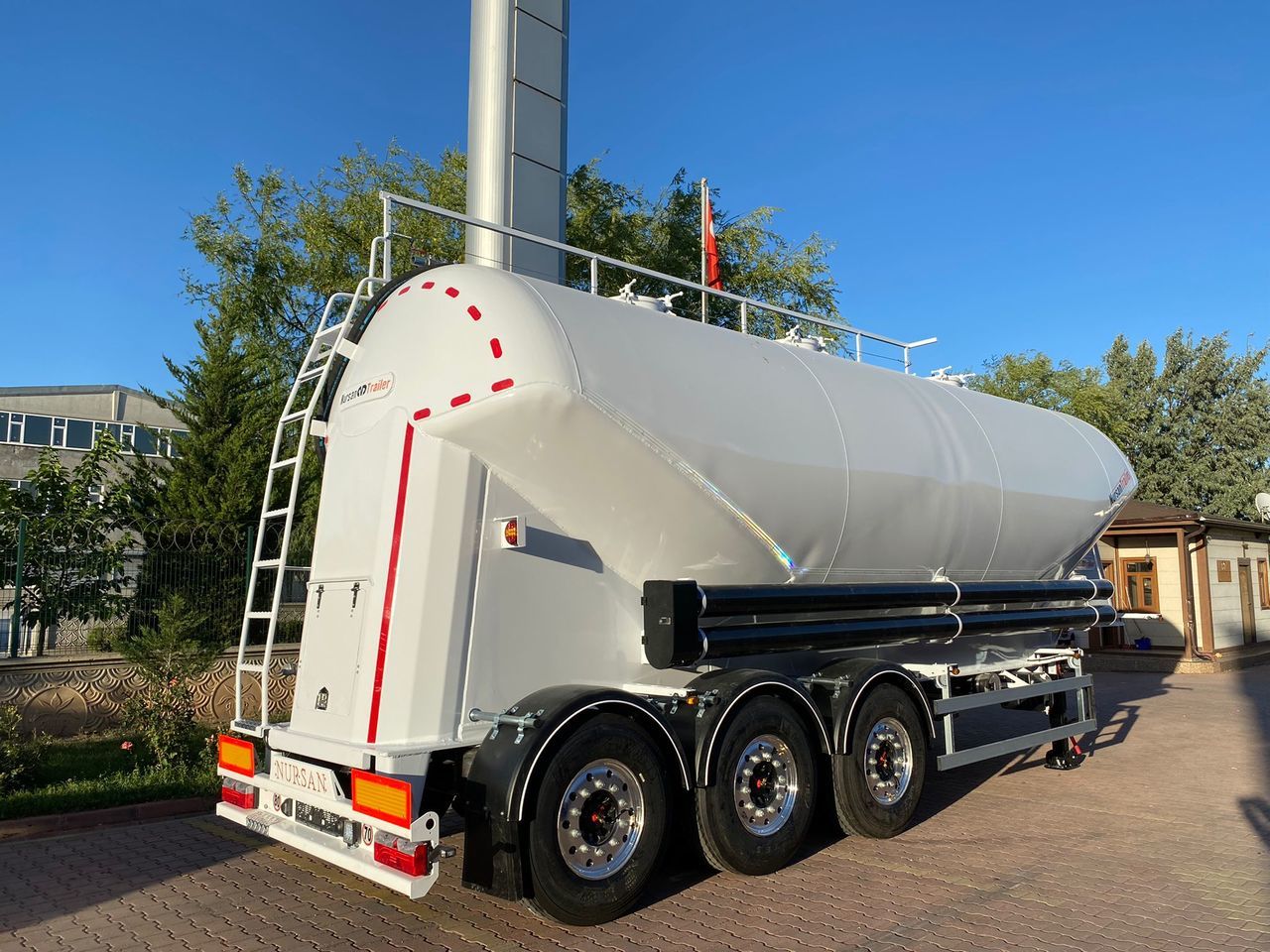NURSAN Aluminium W Type Silo - بلكر: صورة 1 NURSAN Aluminium W Type Silo - بلكر: صورة 1