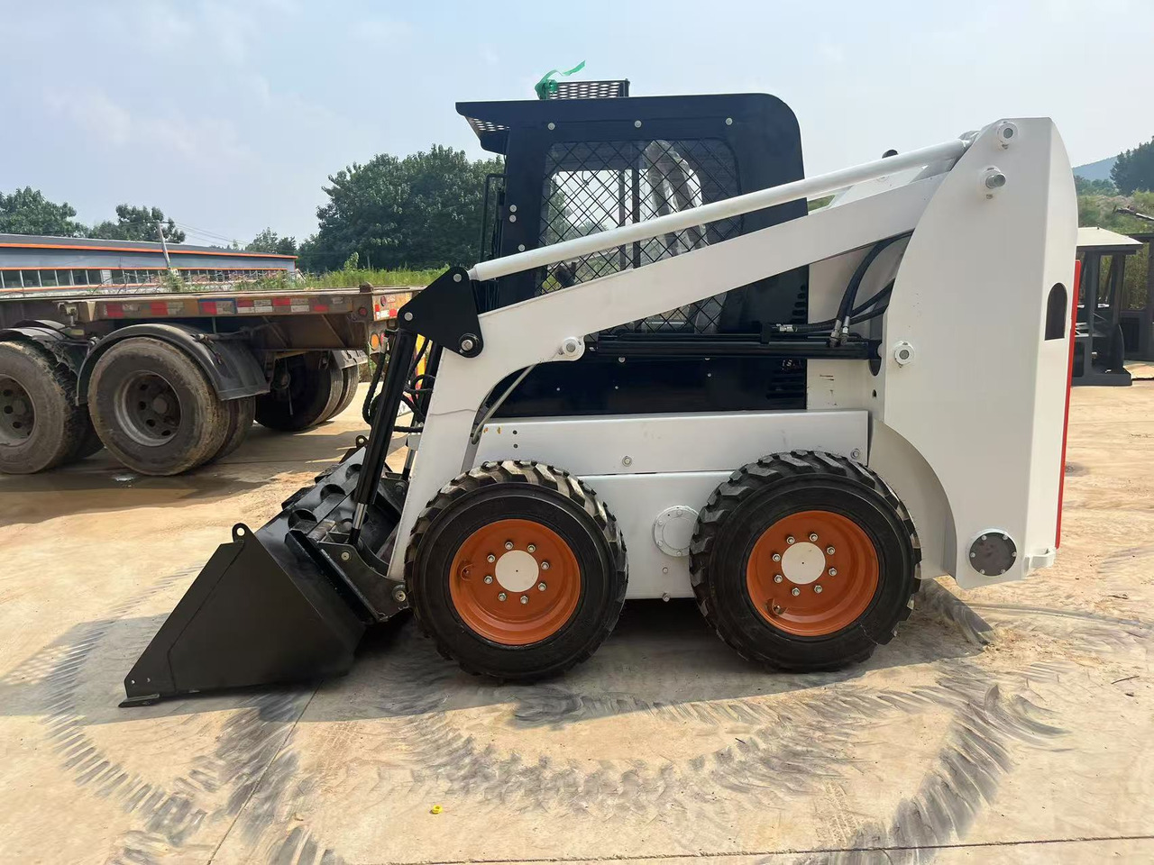 BOBCAT S18 S450 S550 T770 BRAND NEW - شيول صغير: صورة 2 BOBCAT S18 S450 S550 T770 BRAND NEW - شيول صغير: صورة 2