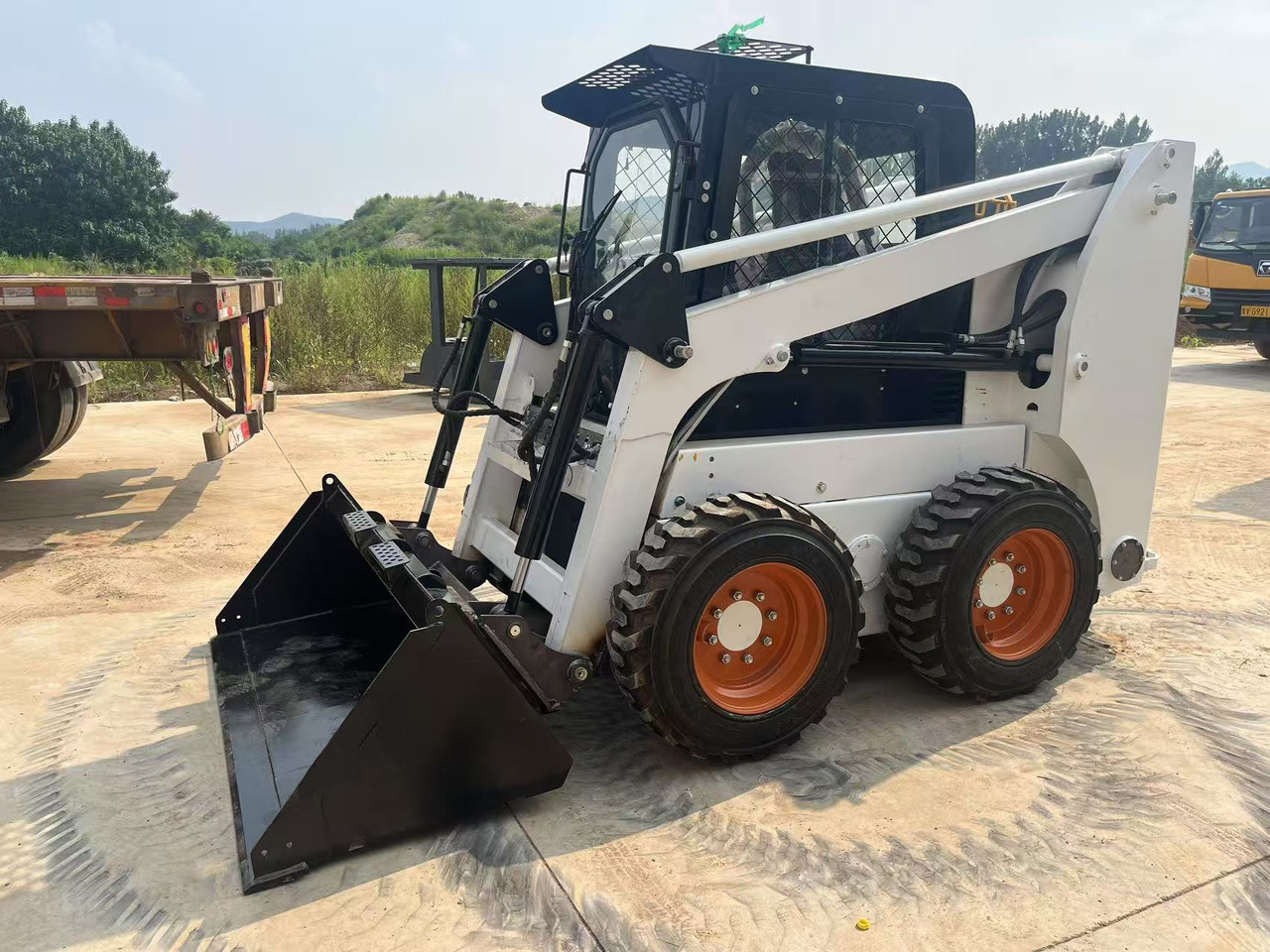BOBCAT S18 S450 S550 T770 BRAND NEW - شيول صغير: صورة 1 BOBCAT S18 S450 S550 T770 BRAND NEW - شيول صغير: صورة 1