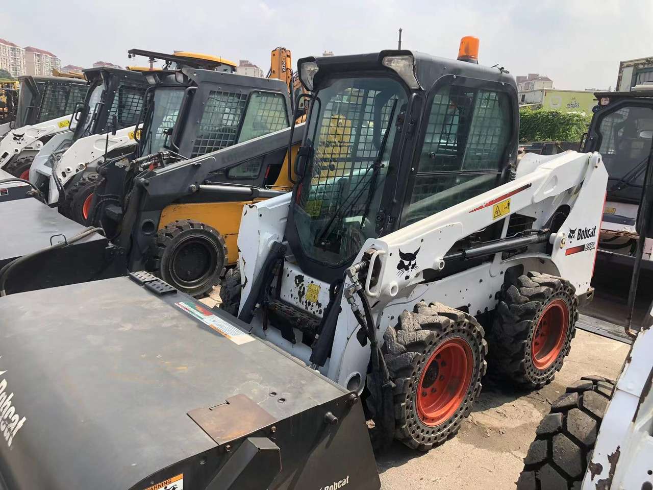 BOBCAT S550 - شيول صغير: صورة 2 BOBCAT S550 - شيول صغير: صورة 2