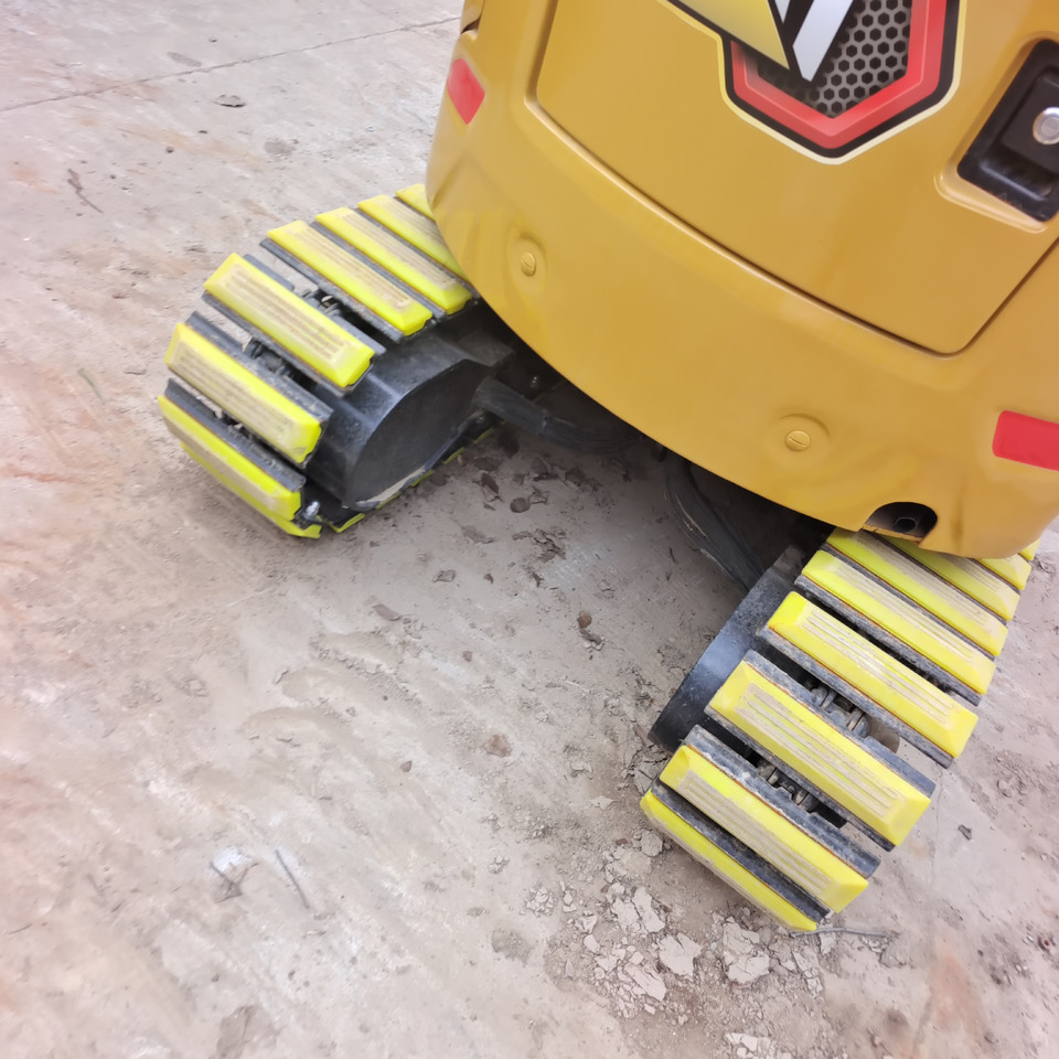 CAT 302CR WITH RUBBER TRACK - حفارة مُصَّغرة: صورة 3 CAT 302CR WITH RUBBER TRACK - حفارة مُصَّغرة: صورة 3