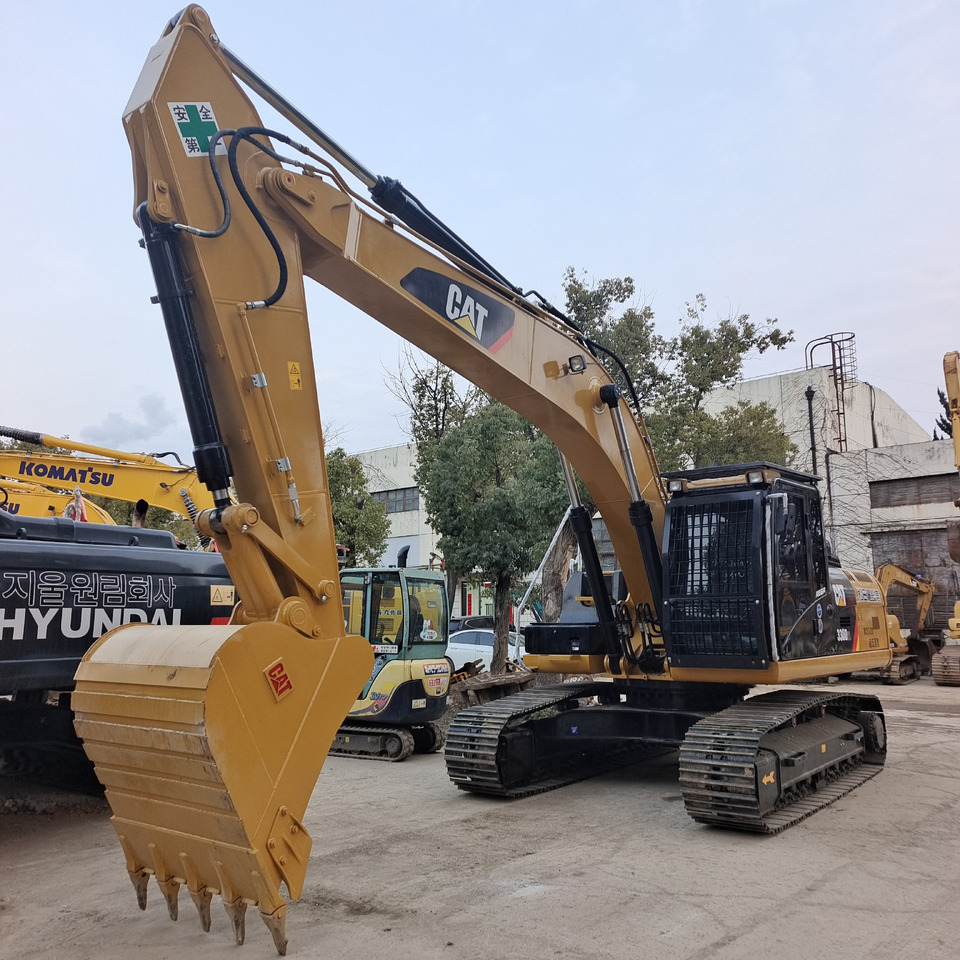 CAT 330D2L - حفار زحاف: صورة 2 CAT 330D2L - حفار زحاف: صورة 2