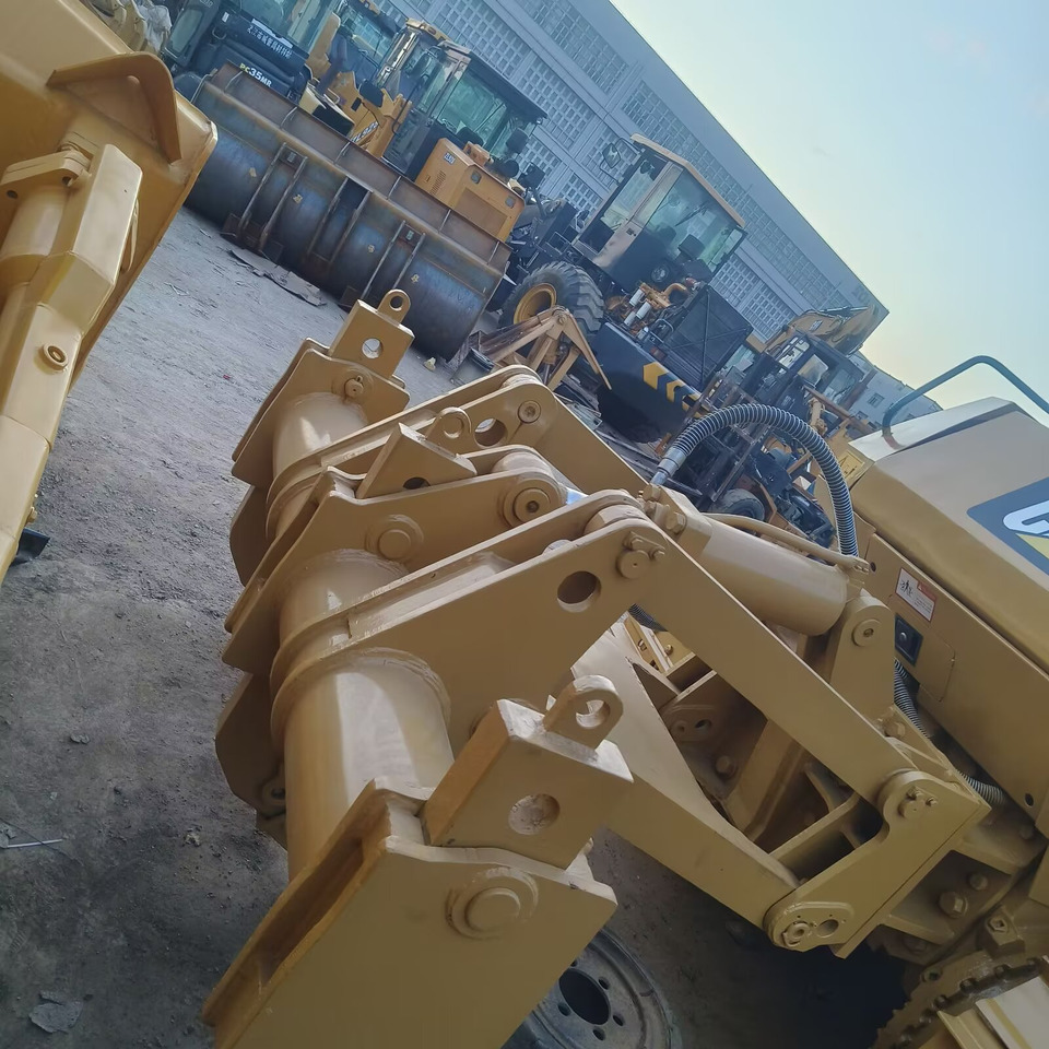 جرافة CAT D7G: صورة 9 جرافة CAT D7G: صورة 9