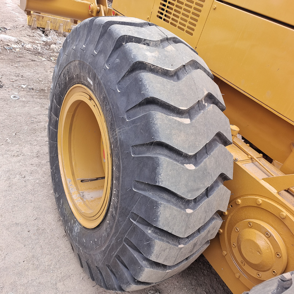 CATERPILLAR 140K CAT - ممهدة: صورة 5 CATERPILLAR 140K CAT - ممهدة: صورة 5