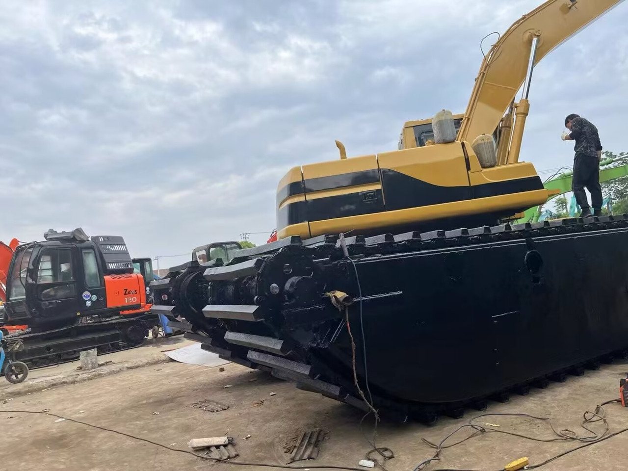 CATERPILLAR 320BL 320CL 18 MERTER EXTENDED ARM DREDGER - حفارة أفقية: صورة 2 CATERPILLAR 320BL 320CL 18 MERTER EXTENDED ARM DREDGER - حفارة أفقية: صورة 2