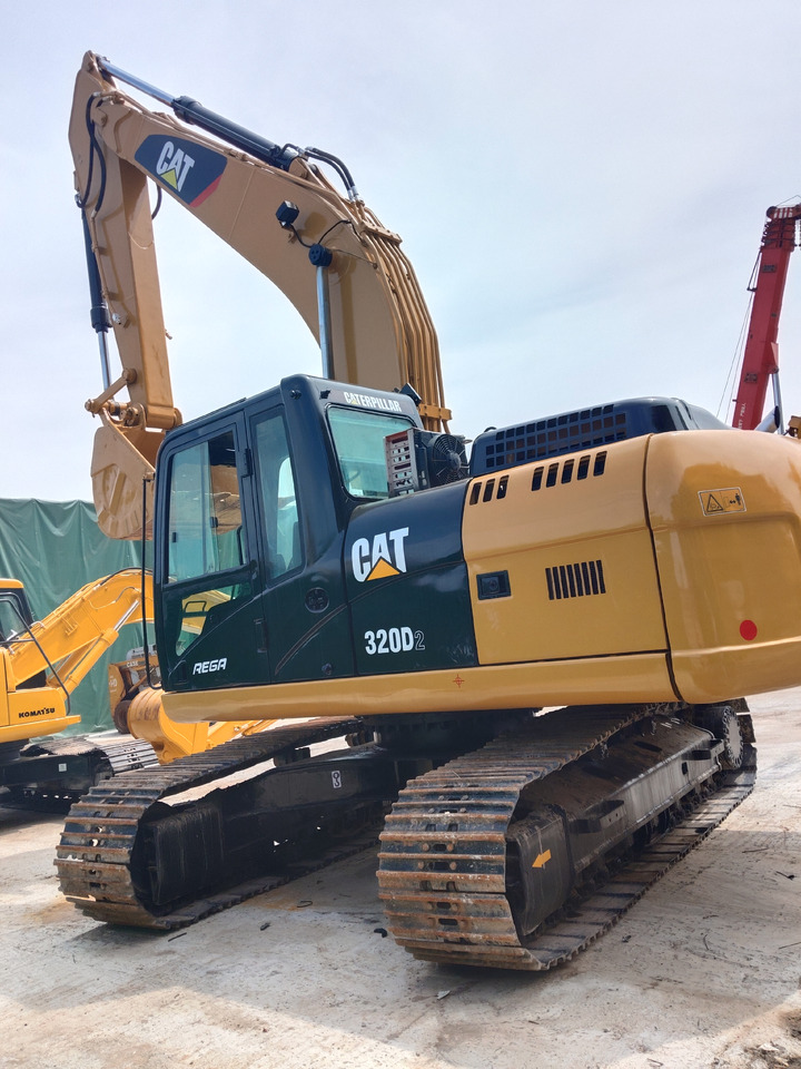 CATERPILLAR 320D2L with C7.1 ENGINE CAT 320D2 L 320 D 2 L C 7.1 ENGINE - حفار زحاف: صورة 5 CATERPILLAR 320D2L with C7.1 ENGINE CAT 320D2 L 320 D 2 L C 7.1 ENGINE - حفار زحاف: صورة 5