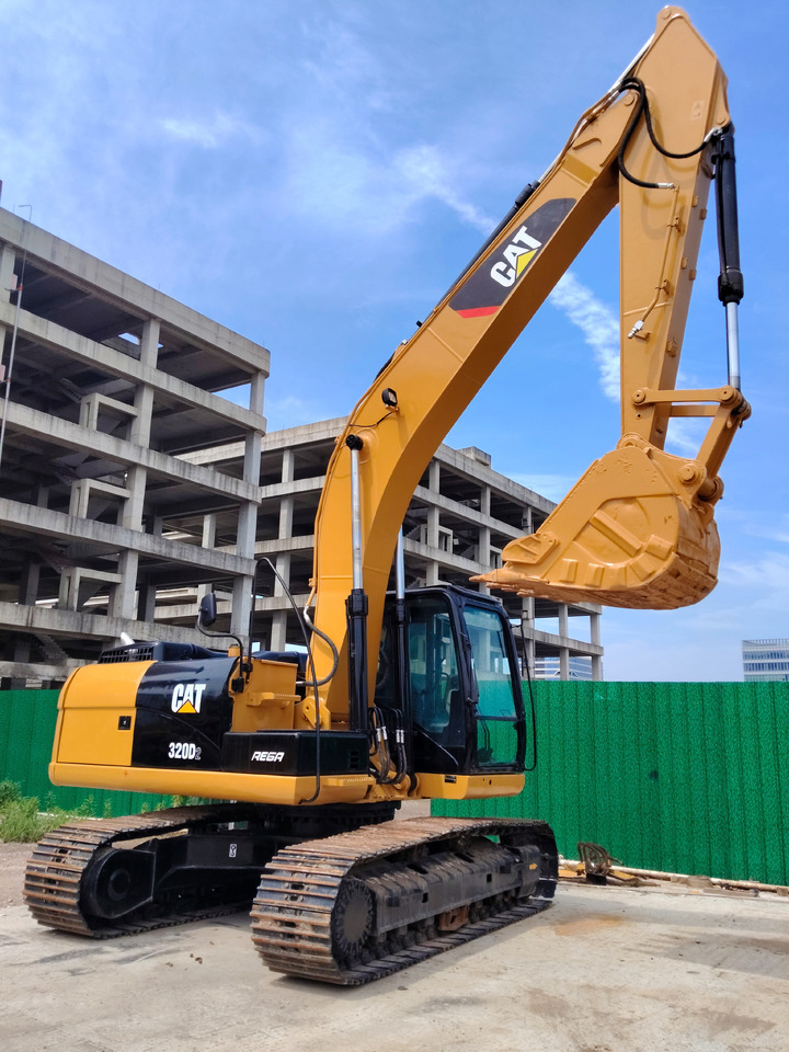 CATERPILLAR 320D2L with C7.1 ENGINE CAT 320D2 L 320 D 2 L C 7.1 ENGINE - حفار زحاف: صورة 3 CATERPILLAR 320D2L with C7.1 ENGINE CAT 320D2 L 320 D 2 L C 7.1 ENGINE - حفار زحاف: صورة 3