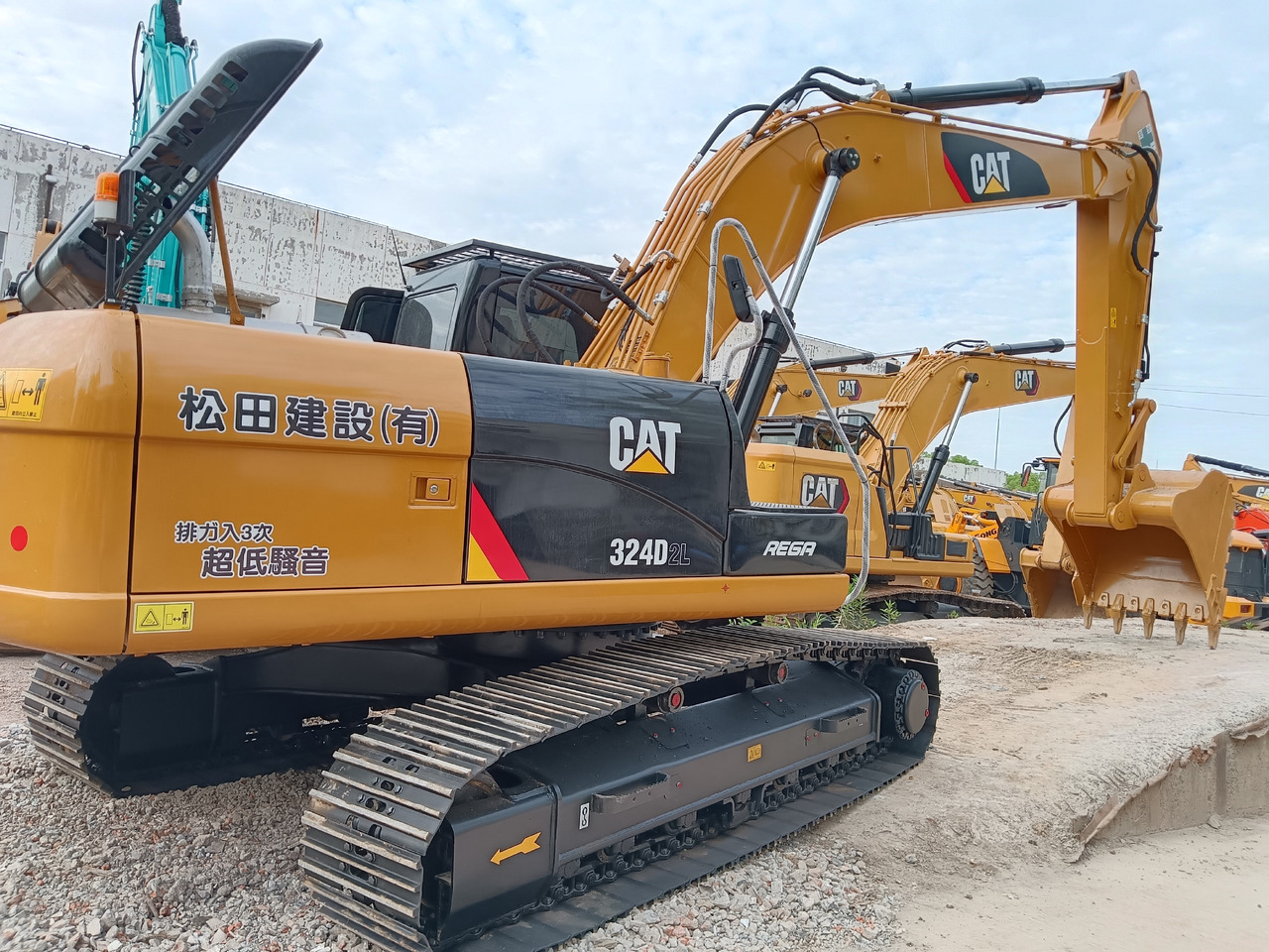 CATERPILLAR 324D2L CAT 324D L 330D2L 320D2L - حفار زحاف: صورة 1 CATERPILLAR 324D2L CAT 324D L 330D2L 320D2L - حفار زحاف: صورة 1