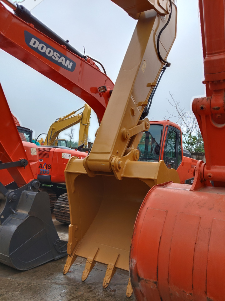 حفار زحاف CATERPILLAR 330GC CAT 330 GC: صورة 8