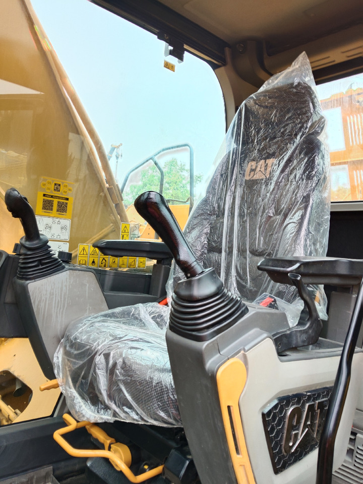 CATERPILLAR 330GC - حفار زحاف: صورة 3 CATERPILLAR 330GC - حفار زحاف: صورة 3