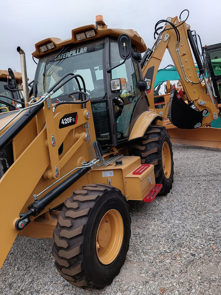 CATERPILLAR 420FⅡ CAT - جرافة حفار: صورة 3 CATERPILLAR 420FⅡ CAT - جرافة حفار: صورة 3