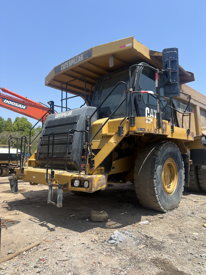 CATERPILLAR 773F - شاحنة قلاب صلبة: صورة 1 CATERPILLAR 773F - شاحنة قلاب صلبة: صورة 1