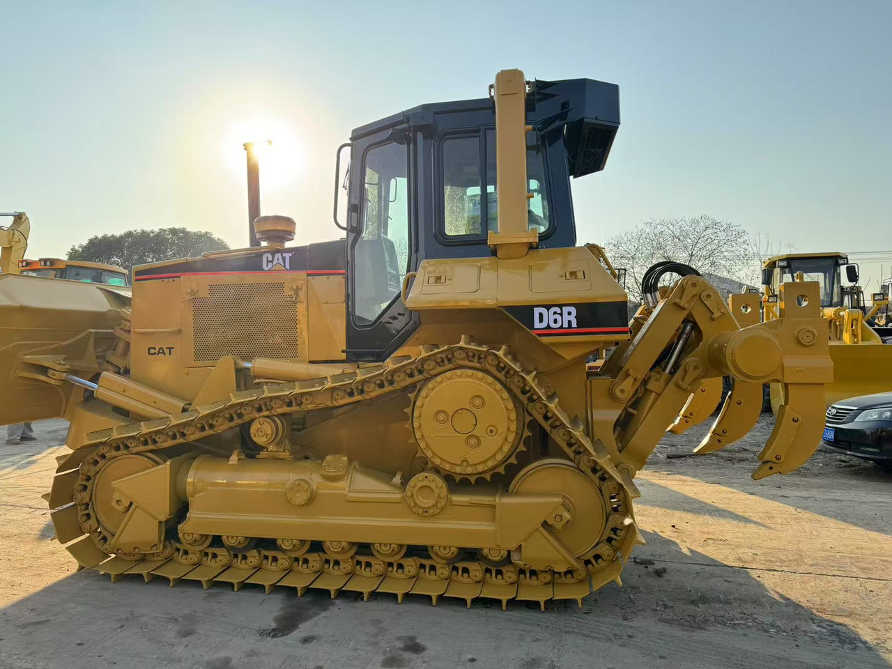 CATERPILLAR D6R CAT - جرافة: صورة 3 CATERPILLAR D6R CAT - جرافة: صورة 3