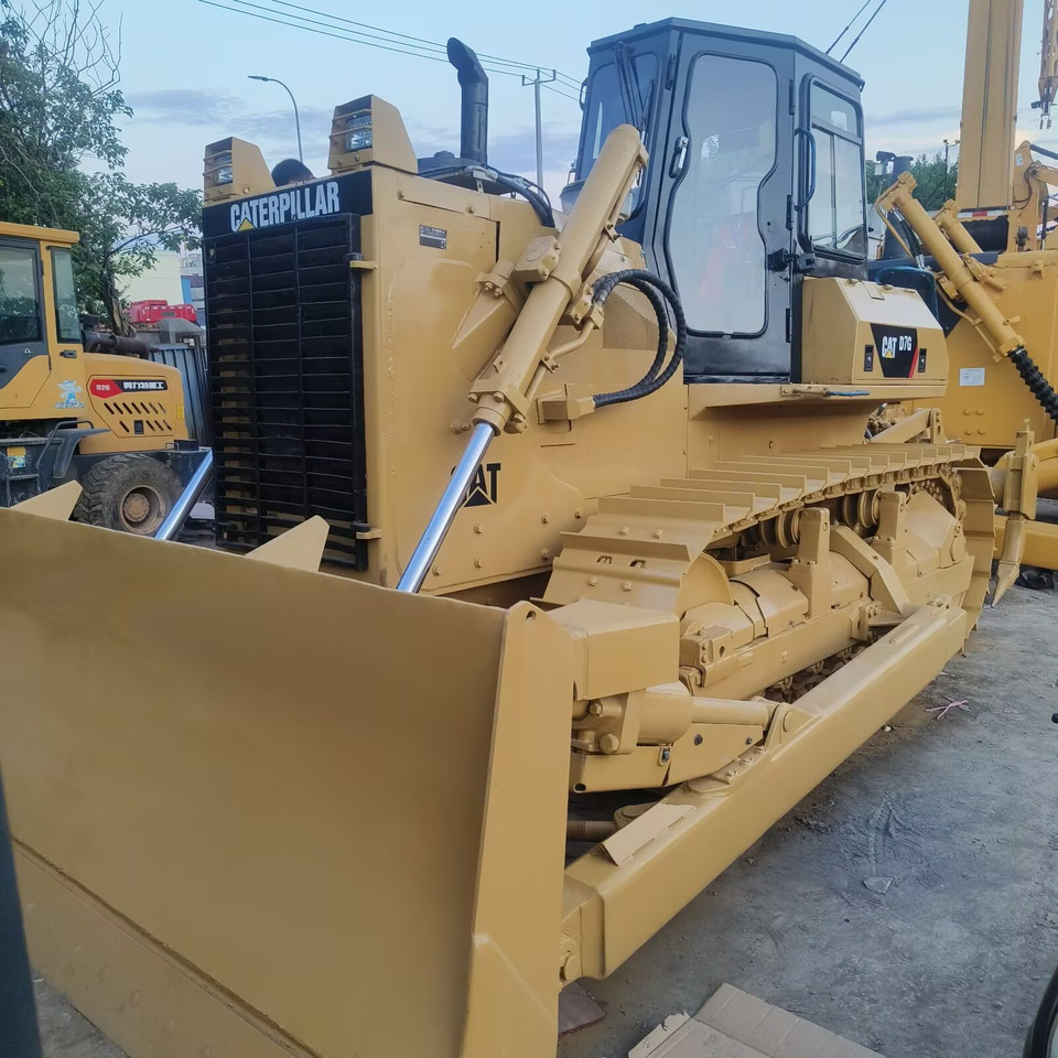 CATERPILLAR D7G CAT D 7 G WITH RIPPER D6G D6R D8R D8N D8T - جرافة: صورة 2 CATERPILLAR D7G CAT D 7 G WITH RIPPER D6G D6R D8R D8N D8T - جرافة: صورة 2