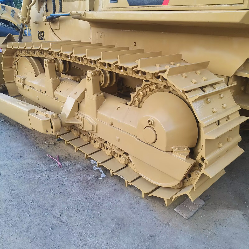 CATERPILLAR D7G CAT D 7 G WITH RIPPER D6G D6R D8R D8N D8T - جرافة: صورة 5 CATERPILLAR D7G CAT D 7 G WITH RIPPER D6G D6R D8R D8N D8T - جرافة: صورة 5