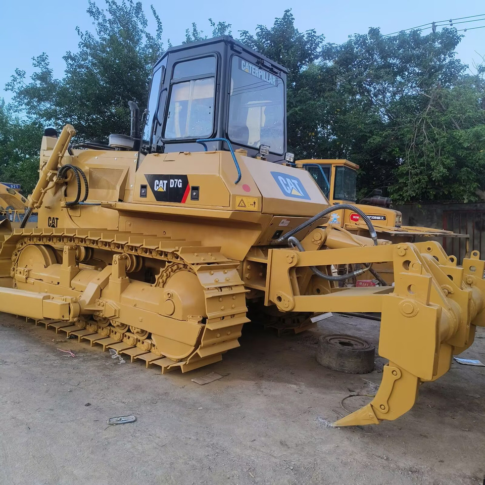 CATERPILLAR D7G CAT D 7 G WITH RIPPER D6G D6R D8R D8N D8T - جرافة: صورة 3 CATERPILLAR D7G CAT D 7 G WITH RIPPER D6G D6R D8R D8N D8T - جرافة: صورة 3