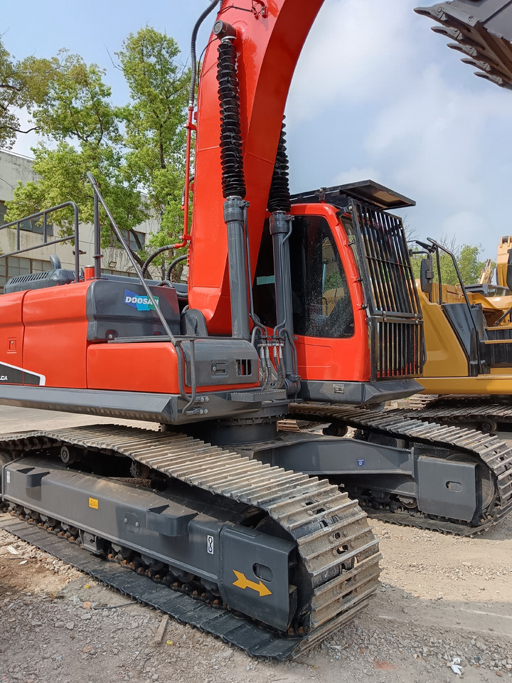 DOOSAN DX225 LCA DX 225 LC - 9C - حفار زحاف: صورة 3 DOOSAN DX225 LCA DX 225 LC - 9C - حفار زحاف: صورة 3