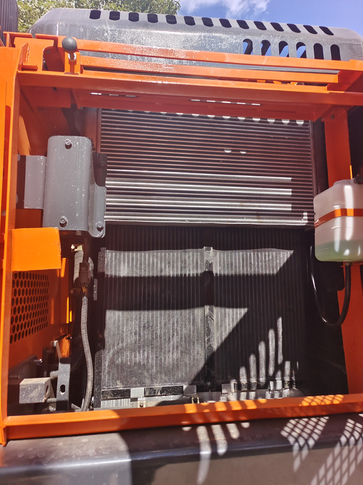 DOOSAN DX225LCA DX225LC-9C DX300 DX340 - حفار زحاف: صورة 3 DOOSAN DX225LCA DX225LC-9C DX300 DX340 - حفار زحاف: صورة 3