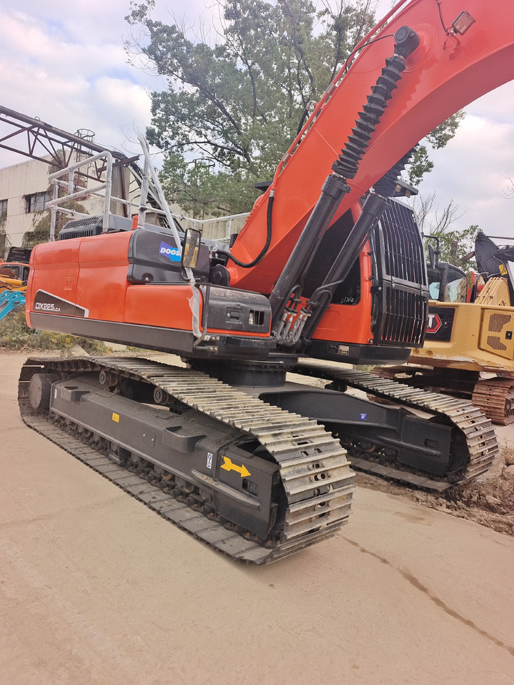 DOOSAN DX225LCA DX225LC-9C - حفار زحاف: صورة 5 DOOSAN DX225LCA DX225LC-9C - حفار زحاف: صورة 5