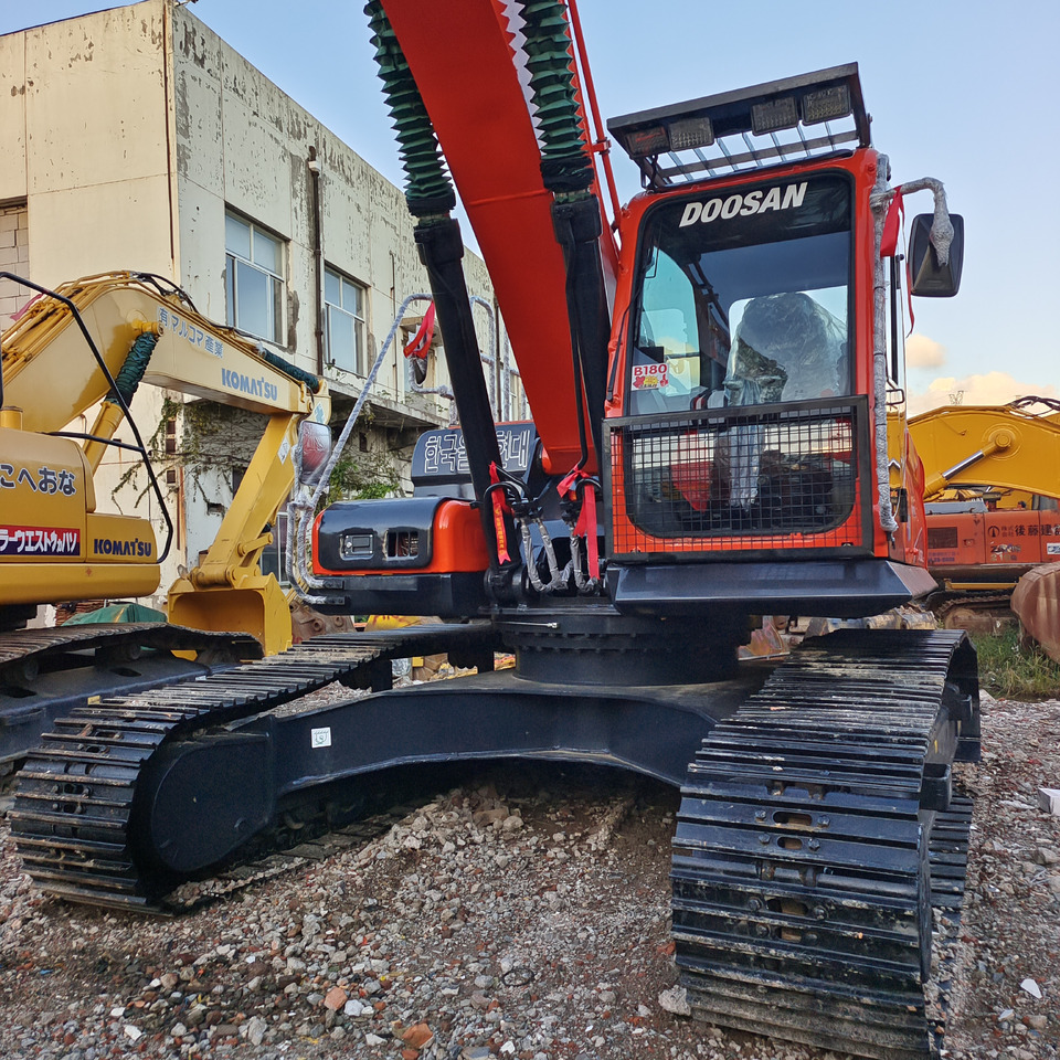 DOOSAN DX300 LC - 9C - حفار زحاف: صورة 5 DOOSAN DX300 LC - 9C - حفار زحاف: صورة 5