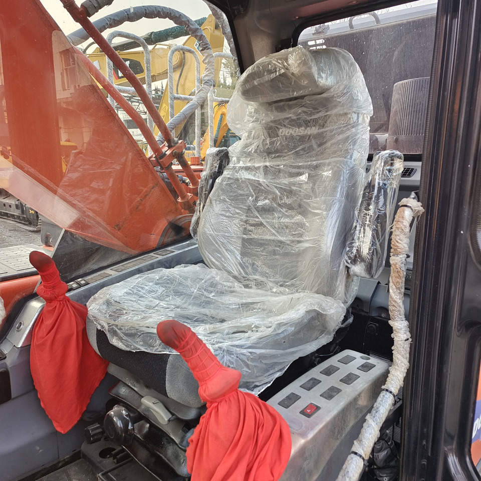 DOOSAN DX300 LC - 9C - حفار زحاف: صورة 3 DOOSAN DX300 LC - 9C - حفار زحاف: صورة 3