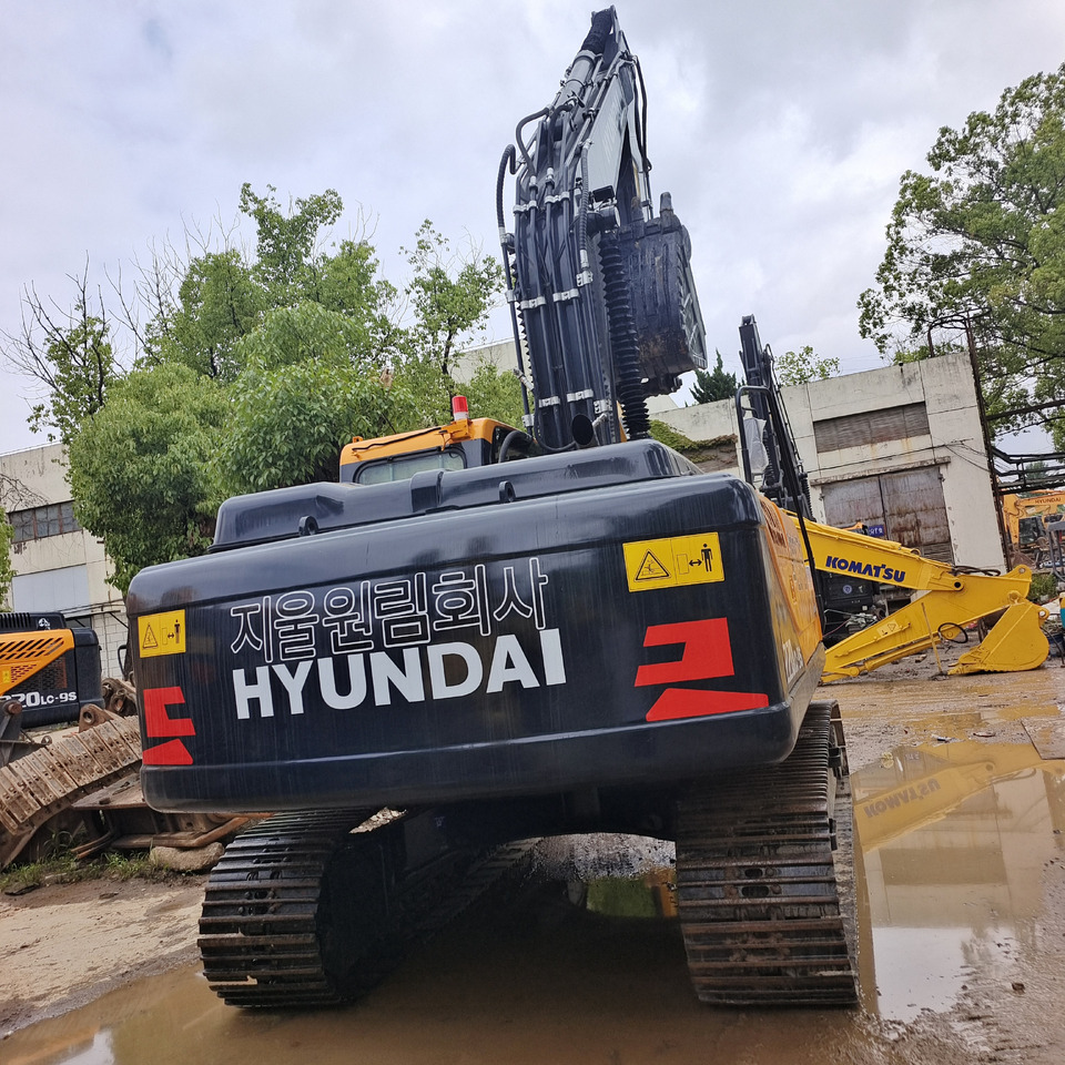 HYUNDAI 220LC-9S 220 LC - 9T 9S - حفار زحاف: صورة 2 HYUNDAI 220LC-9S 220 LC - 9T 9S - حفار زحاف: صورة 2