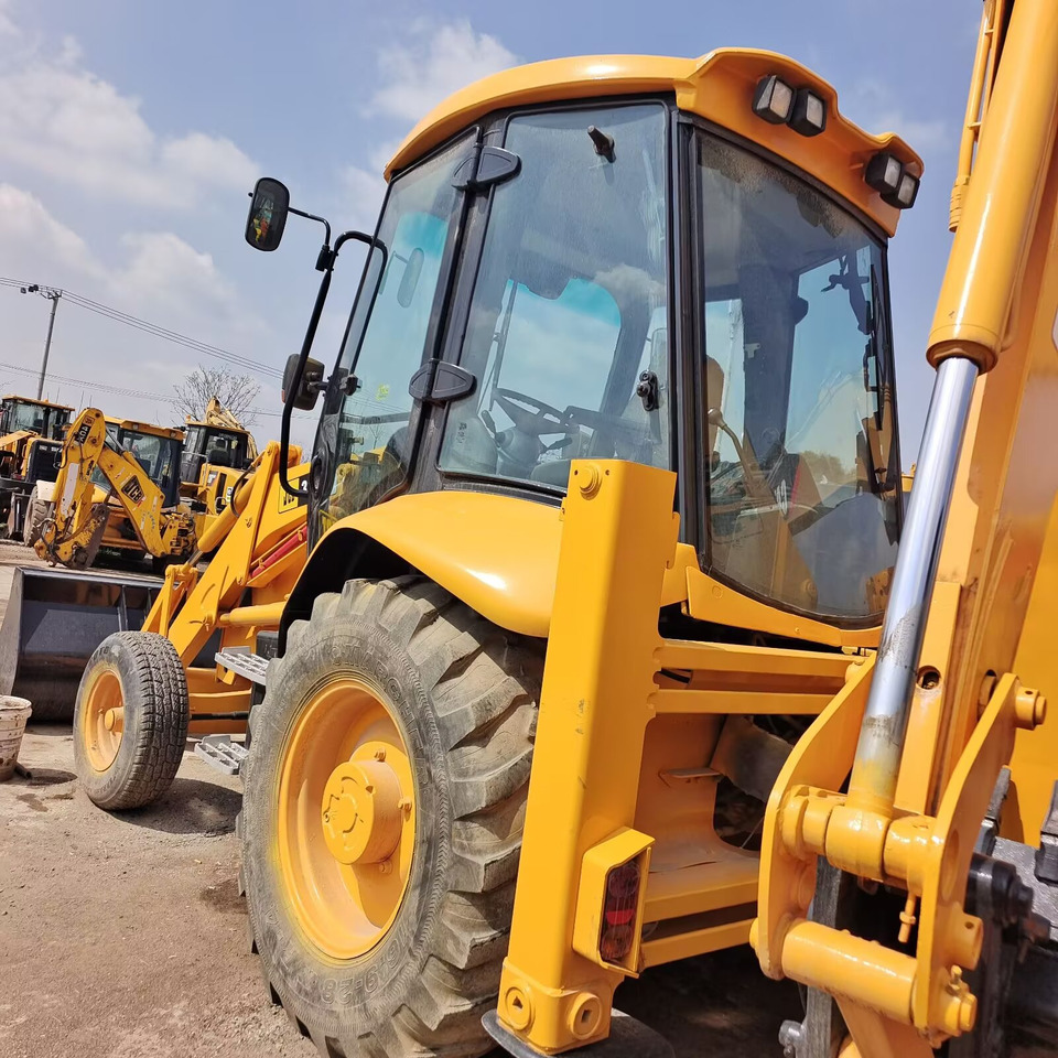 JCB 3CX MADE IN UK Jcb 3 CX 4 CX - جرافة حفار: صورة 5 JCB 3CX MADE IN UK Jcb 3 CX 4 CX - جرافة حفار: صورة 5