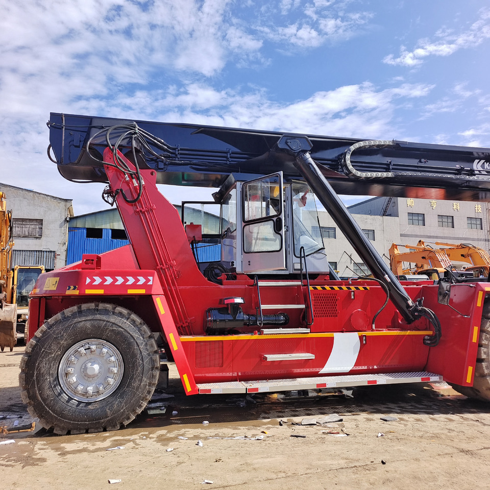 KALMAR DRF 450 DRT450 DRT DRD DRU 450 45 TON - المعبِّئ المناول: صورة 1 KALMAR DRF 450 DRT450 DRT DRD DRU 450 45 TON - المعبِّئ المناول: صورة 1