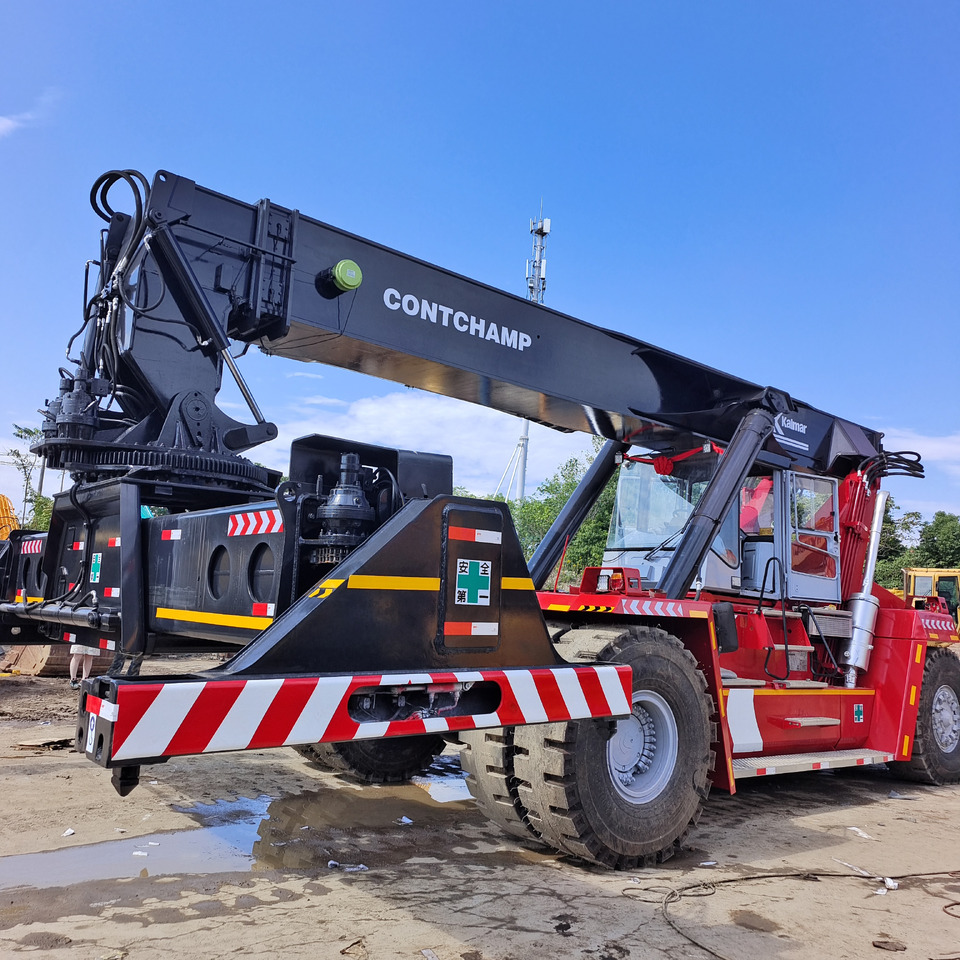 KALMAR DRF450 DRT DRU 45 TON - المعبِّئ المناول: صورة 1 KALMAR DRF450 DRT DRU 45 TON - المعبِّئ المناول: صورة 1