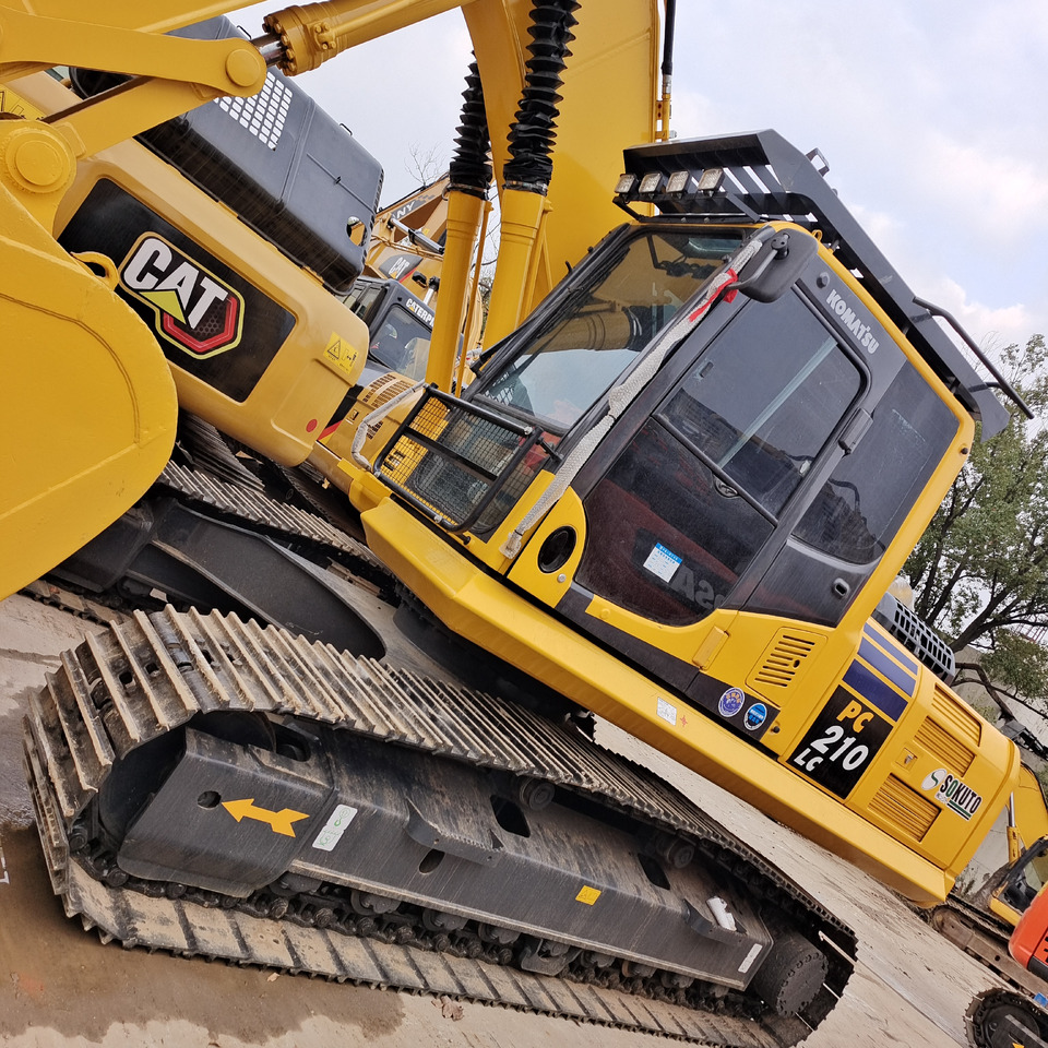 KOMATSU PC210-8 PC210LC - حفار زحاف: صورة 4 KOMATSU PC210-8 PC210LC - حفار زحاف: صورة 4